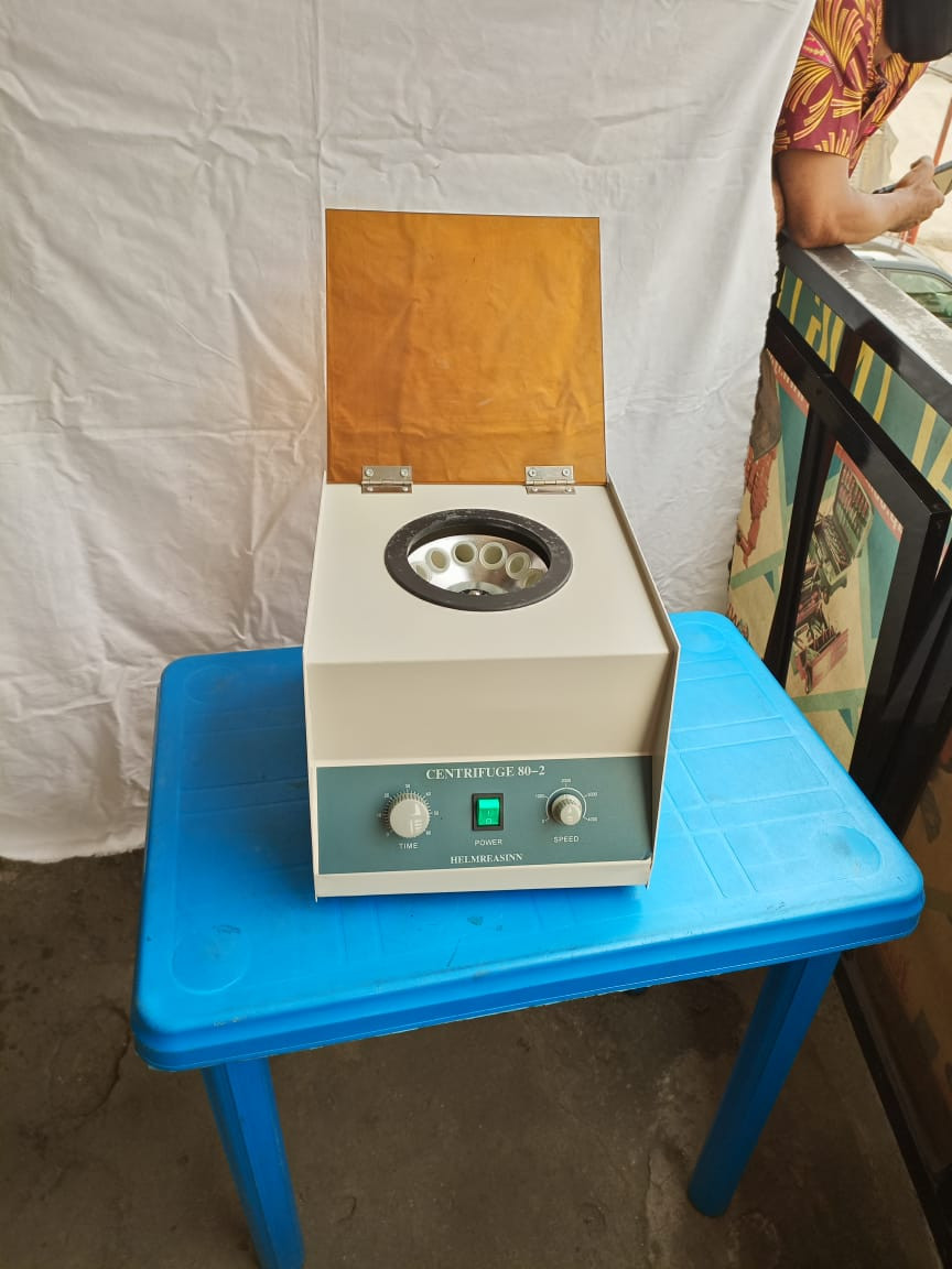 Helmreasinn 80-2 Electric Laboratory Centrifuge